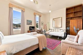 Edinburgh Premium Room and Ensuite - 0