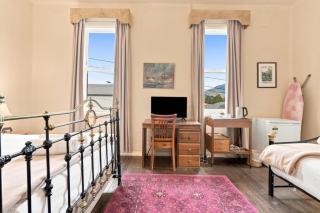 Edinburgh Premium Room and Ensuite - 4