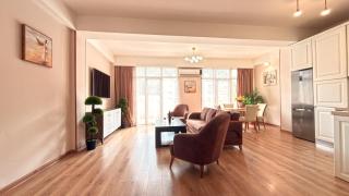 Best Location Apartment Tbilisi - 5