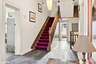 Edinburgh Queen and Single Room - 6