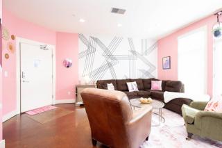 Lipstick & Boots - Luxury 3-Level Condo with Private Garage near Music Row - 1