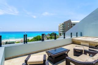 Fabulous Oceanview Suite Access to Beach & Pools - 8