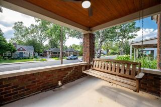 Walk in Broad Ripple, fenced yard and fire pit - 4