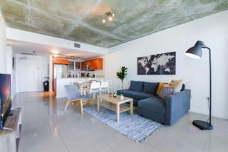 Stylish 1BR - Free Parking - Walkable Area - 3