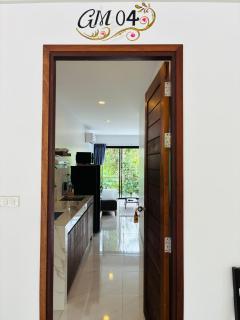 Hillside Haven-Luxury Room - 9