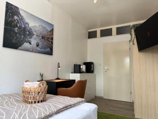 Cozy Room Near Central Station - 4