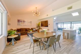 Canal-Front Crystal River Home w/ Boat Dock - 6