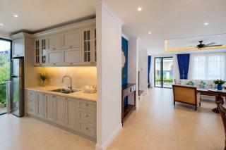 Crystal Sea Villa - 4