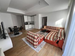 Modern Apartment with a Sunny Terrace - Bregu i diellit - 0