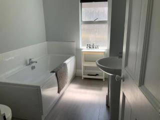 3 Bedroom Home - stunning views of the River Dart - 1