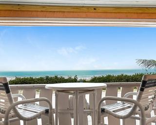 Melbourne Beach Bungalow - 9