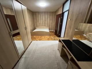 Spacious 3-Bedroom Apartment in the City Center - 4