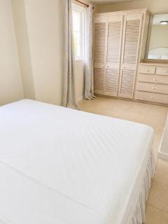 Maxwell Beach House 3- Beachfront & Resort Access - 5