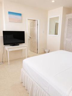 Maxwell Beach House 3- Beachfront & Resort Access - 4