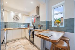 3 Bedroom Home - Sleeps 6 - Free Parking - York - 8