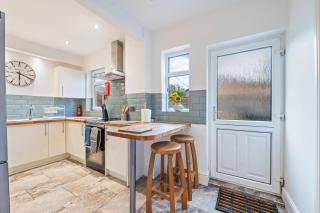 3 Bedroom Home - Sleeps 6 - Free Parking - York - 6