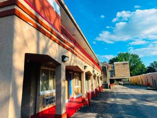 Barrington Hotel Schaumberg Near I 90 - 6