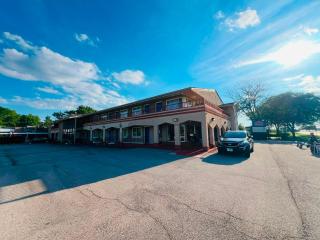 Barrington Hotel Schaumberg Near I 90 - 5