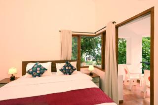 The Red Door 2 BHK Luxury Villa NR YU hotel Candolim - 2