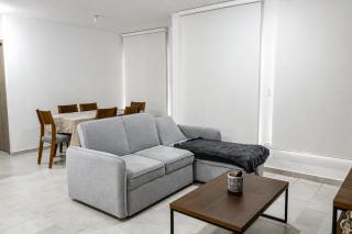 Departamento Ejecutivo Mitad del Mundo, Piscina, Parking y Workspace - 4