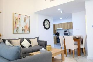 2BR Chic Stylish Serene City Escape in Masdar City - 4