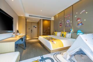 Atour Hotel Jiashan Dazhong Plaza - 5