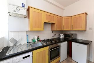 Spacious Cardiff Apartment WiFi Near City - Pass the Keys - 7