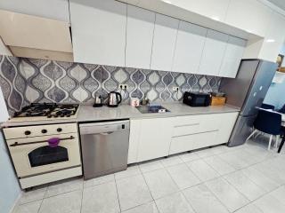 Apartmentin Batumi on the beach with sea view - 6