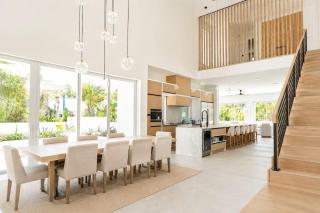 Luxury Resort Home Pool Cabana near Siesta Beach Saltwater Pool Outdoor Kitchen Gym - 4
