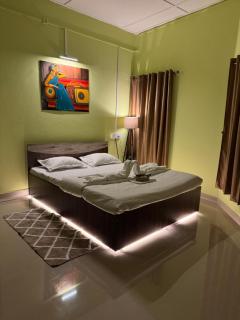 Homestay - Be Our Guest - 0