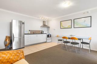 The Sandcastle - Papamoa Holiday Apartment - 1