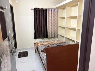 Chandra homestay tirupati - 5