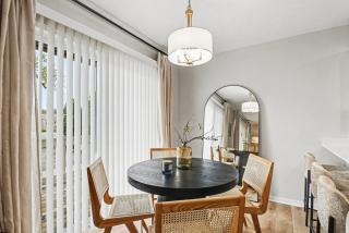 Walk to ND Luxury 2BR2BA Condo Balcony Parking - 4