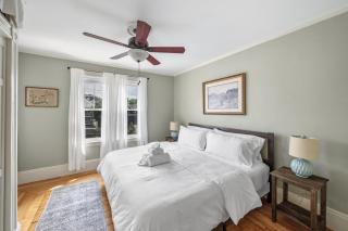 Historic Salem Getaway, Coastal Charm, 2 Bed 1 Bath - Salem - 8
