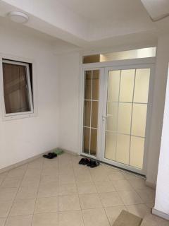 Roi House - 1