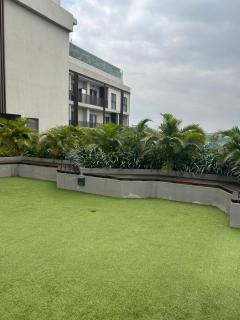 Loxwood One-Bedroom By Urbansky Apartments-East Legon - 6
