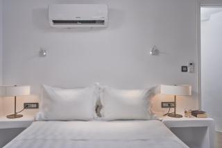 Topos Exclusive Santorini - 5