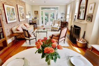 'Book Hill' Georgetown House Walkable with Garage - 0