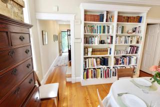 'Book Hill' Georgetown House Walkable with Garage - 1