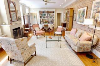 'Book Hill' Georgetown House Walkable with Garage - 3