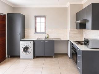 Blue Hills Executive Apartment - 7