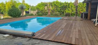 Villa familiale avec piscine et pool house - 1