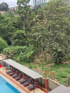 Vics Apartment - 6