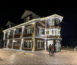 Hotel Eden Retreat - 1