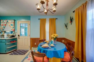Vintage MCM Charm | Modern Comforts | West Akron - 3