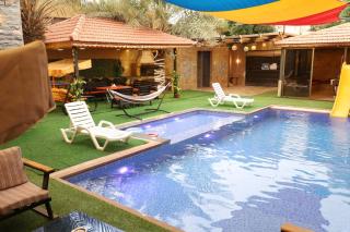 Al Zain Chalet - Private Pool - 4