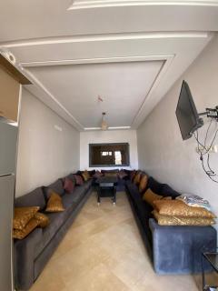 Apartment Near the Beach with Swimming Pool - 2