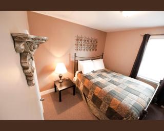 Canyon Crest Getaway - 2