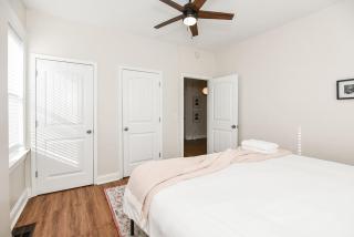 2BD 1BA Unit w Fenced Backyard - Near Soulard - 2