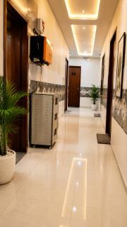 Hotel Blossom Rooms By RadhaDham Affordable Stay with Prime Location - #Garden #Parking #Fully AC #Modern Newly build Property - 7